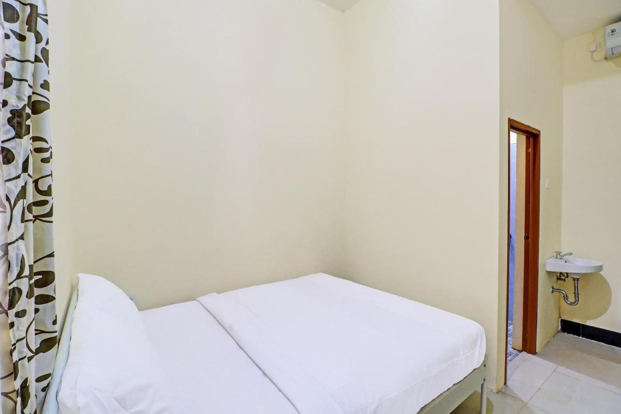 Oyo 91864 Holistic Stay Jimbaran Exterior foto